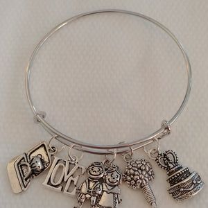 Engagement bracelet